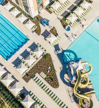 The outdoor swimming pool at Life Time Baybrook