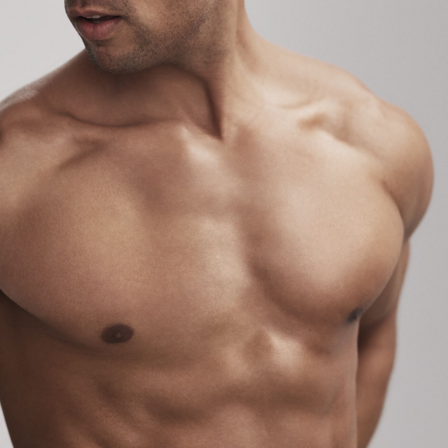 an image of a mans chest